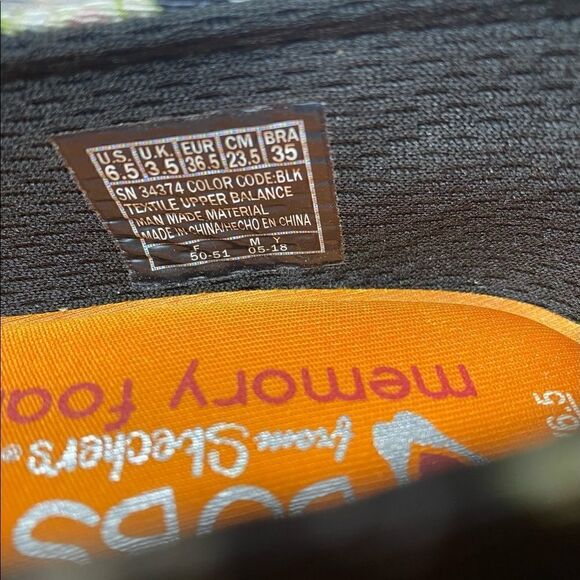 Bobs By Skechers Women Size 6.5/36.5EU Black Flat - Picture 8 of 11